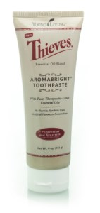Thieves® AromaBright Toothpaste - Thieves AromaBright dantų pasta